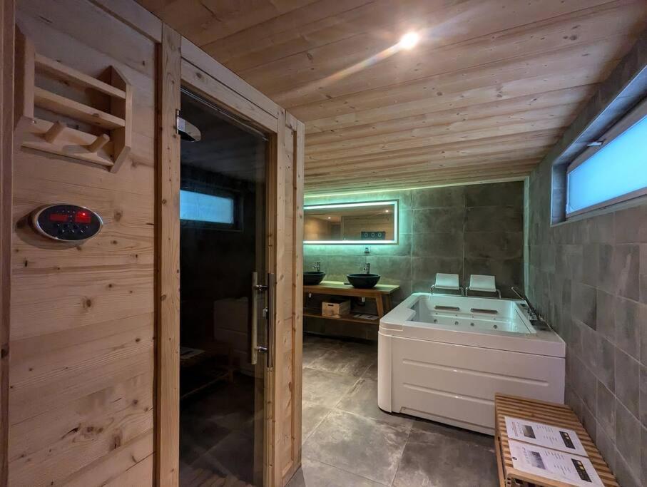 Chalet Des Belles Roches, 14 Pers, Garden, Sauna La Bresse Exteriér fotografie